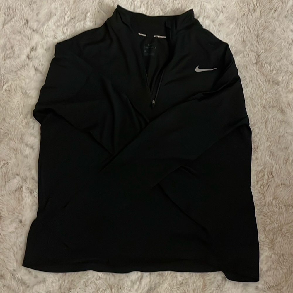 Nike pull over half zip